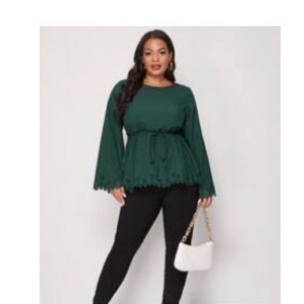 SHEIN Dark Green Blouse with Cutout Hem Size 3X